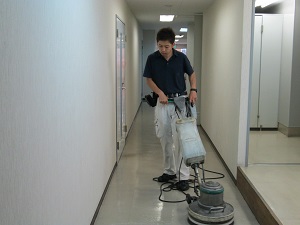 戸田クリーン床ポリシャー洗い写真